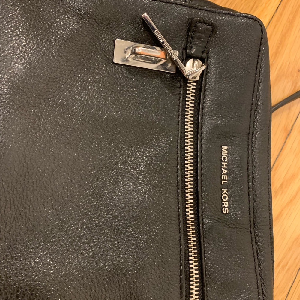Black Michael Kors Crossbody - Picture 5 of 8